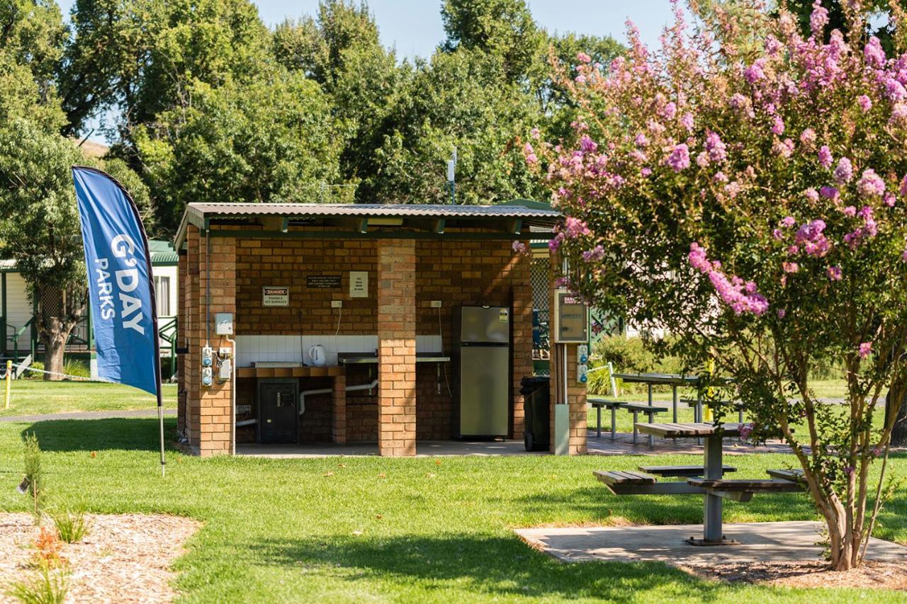 Gundagai Cabins & Tourist Park Exteriör bild