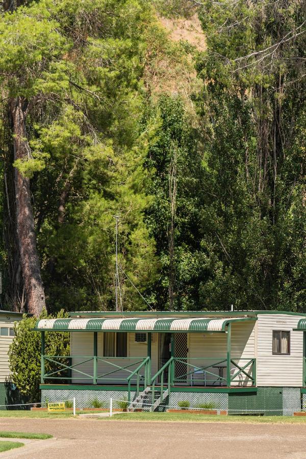 Gundagai Cabins & Tourist Park Exteriör bild