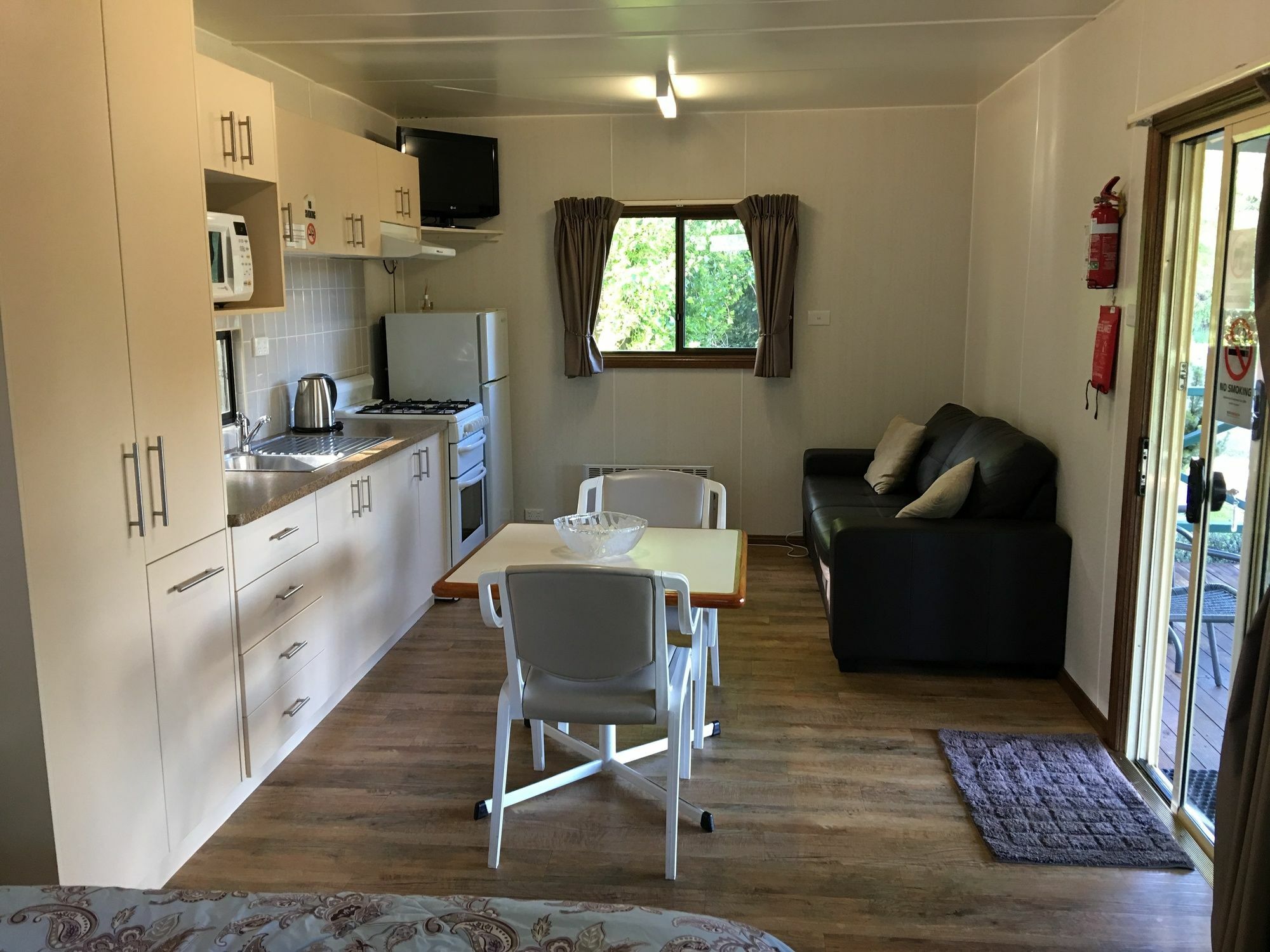 Gundagai Cabins & Tourist Park Exteriör bild